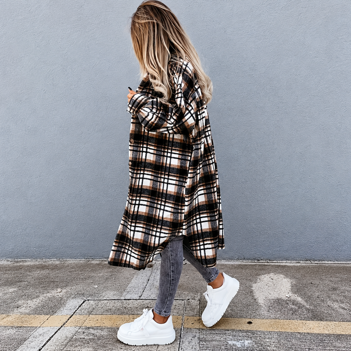 Chemise Longue Oversize Femme en Jean, chic et originale-women's shirt-Mysia Paris